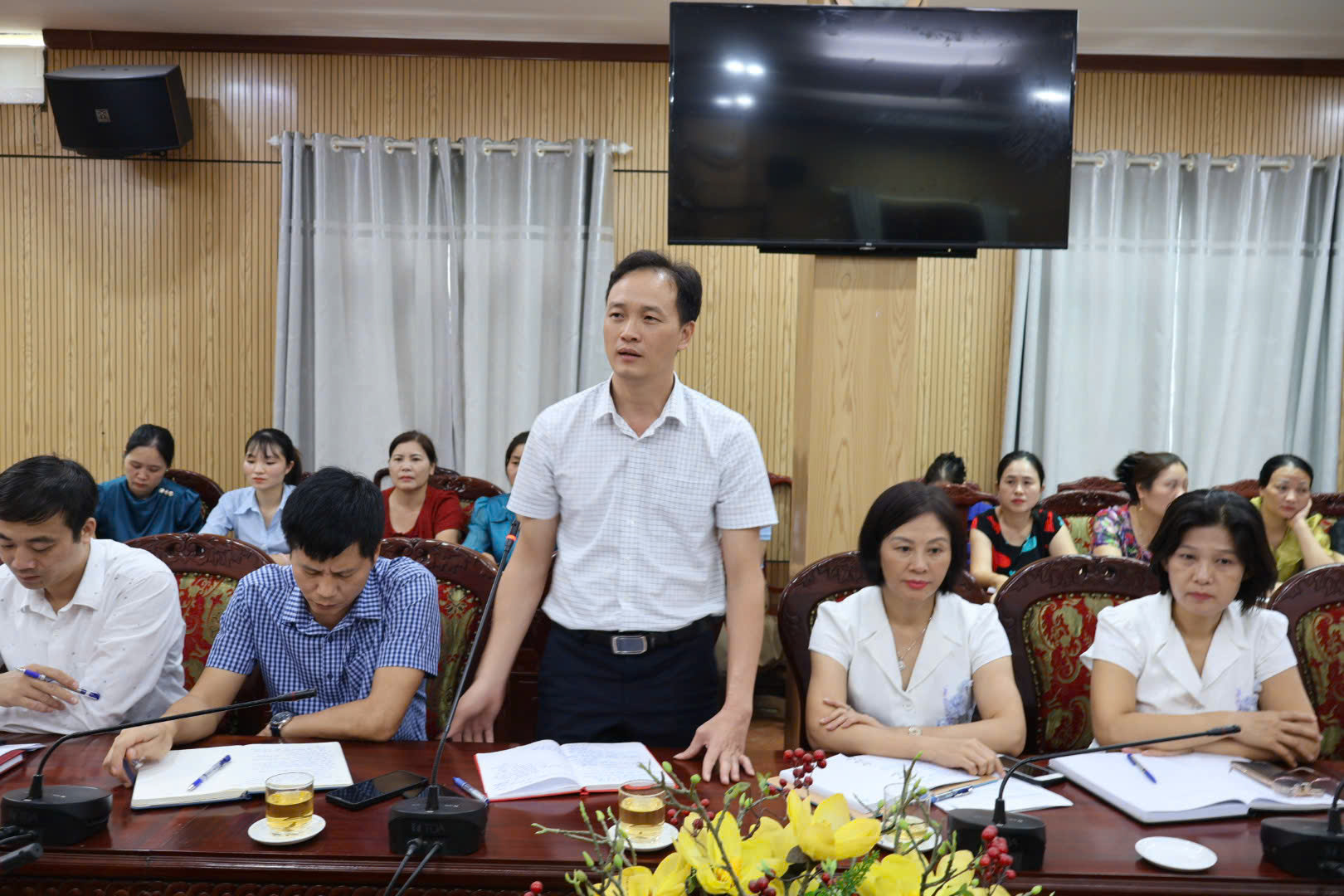 Anh-tin-bai